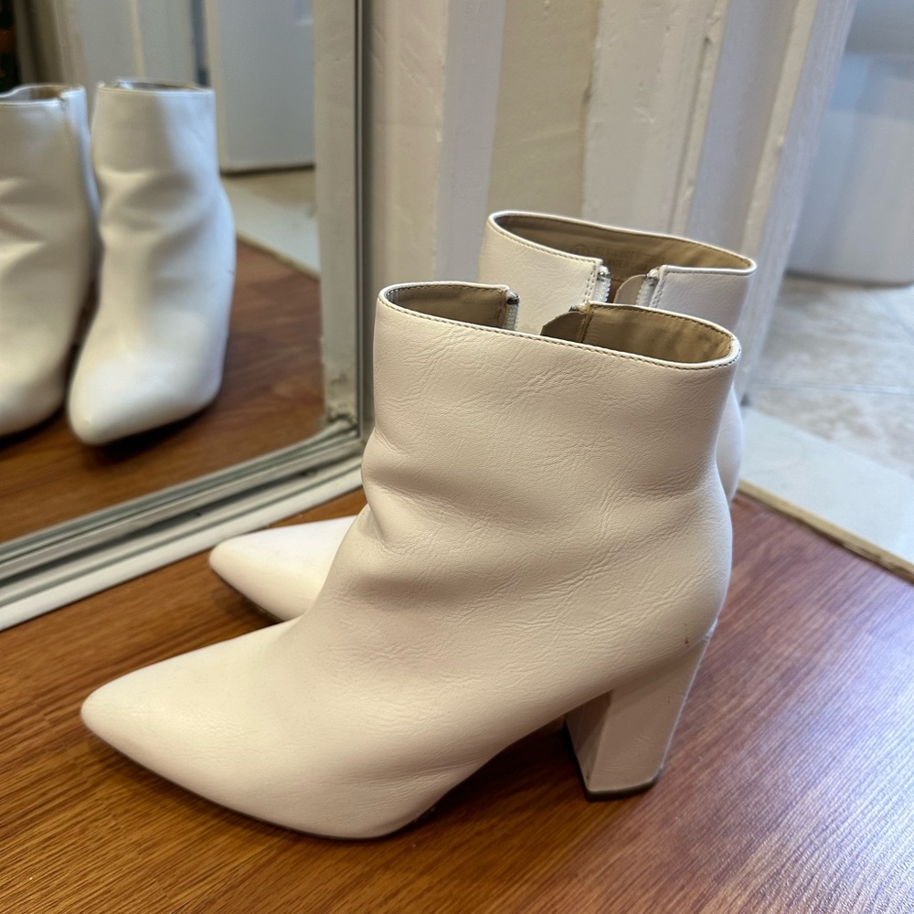 Elegant White Ankle Boots
